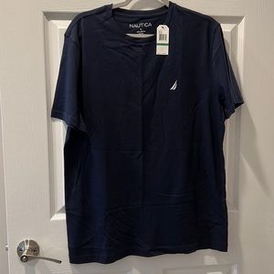 NWT Nautica Crewneck T-Shirt